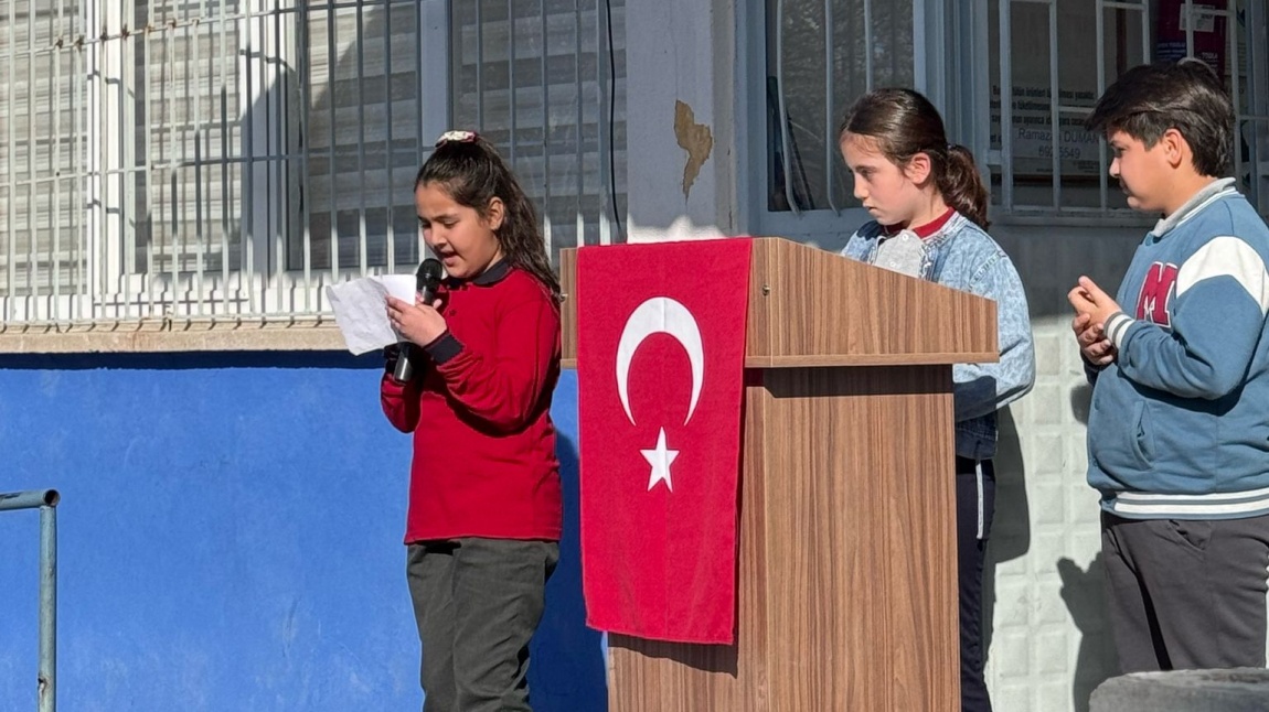 12 Mart İstiklal Marşımızın Kabulü ve M.Akif Ersoy´u Anma Gününü Okulumuzda Kutladık